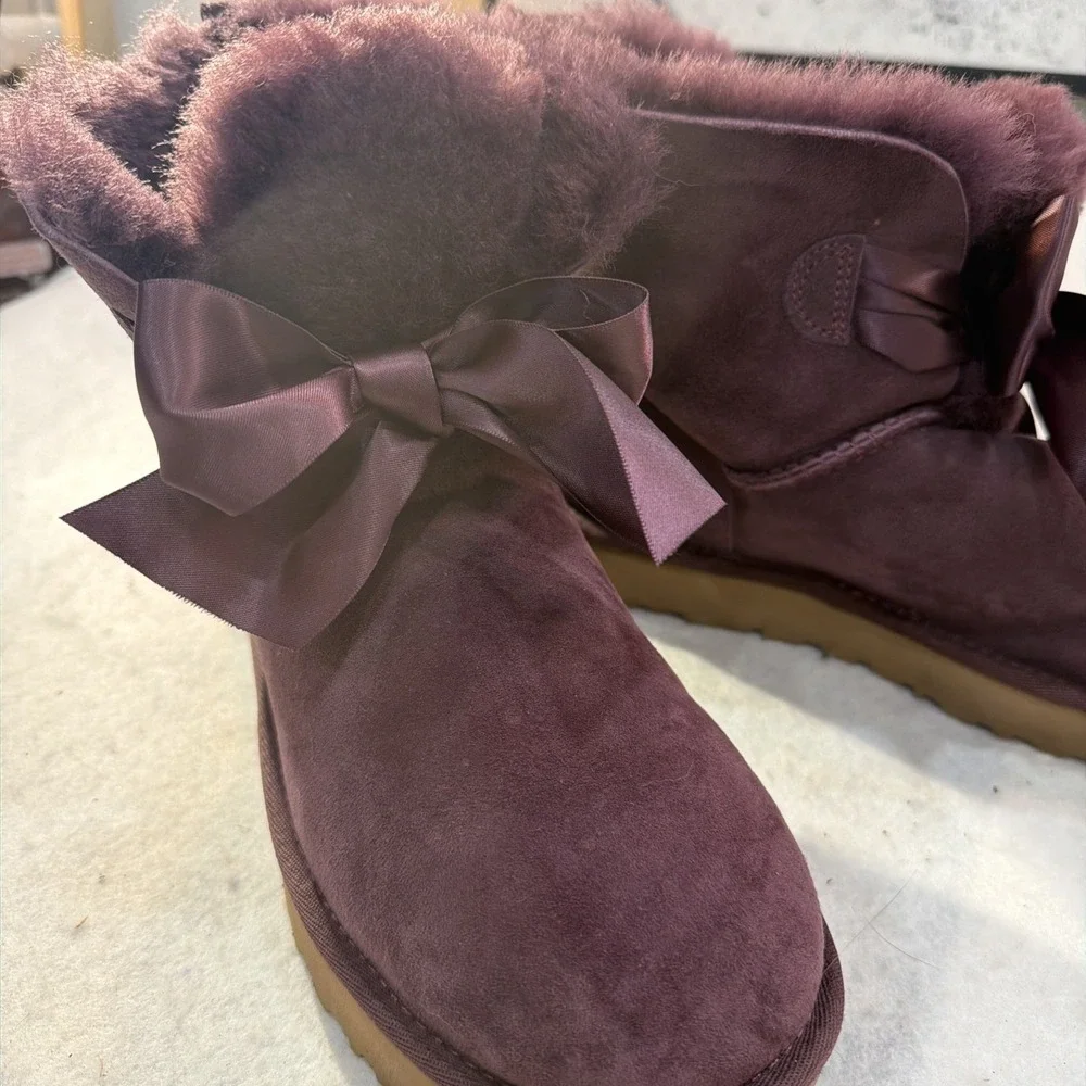 UGG GITA PORT SATIN BOW SHEARLING LINED Boot US 9 /EU 40/ UK 7 NEW Plum Warmer